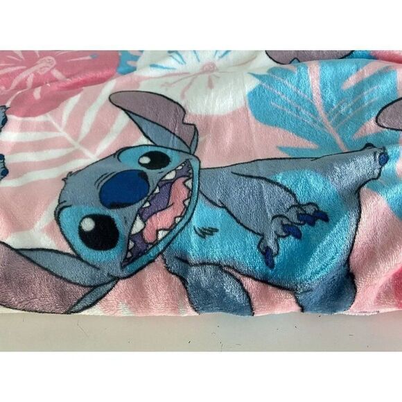 Disney Stitch Hibiscus Spring Summer  Soft Plush Throw Blanket 50x70” Pink NEW - Picture 11 of 16